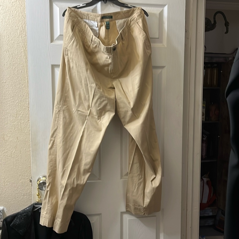 Ralph Lauren basic tan pants w/ pockets